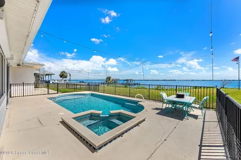 2729 Pineapple Avenue Melbourne FL 32935