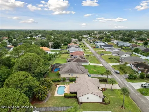 1708 Nanton Street NW Palm Bay FL 32907