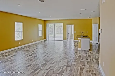 948 Wheatley Street SE Palm Bay FL 32909