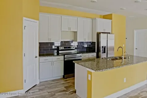 948 Wheatley Street SE Palm Bay FL 32909