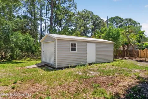 713 Gibbons Road SW Palm Bay FL 32908