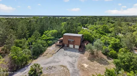 1410 N Carpenter Road Titusville FL 32796