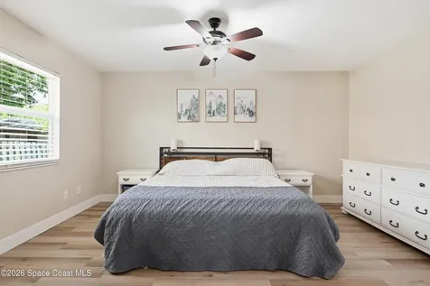 590 Auf Court NW Palm Bay FL 32907