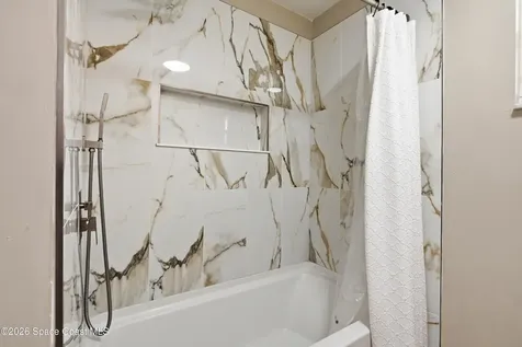 590 Auf Court NW Palm Bay FL 32907