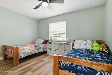 590 Auf Court NW Palm Bay FL 32907