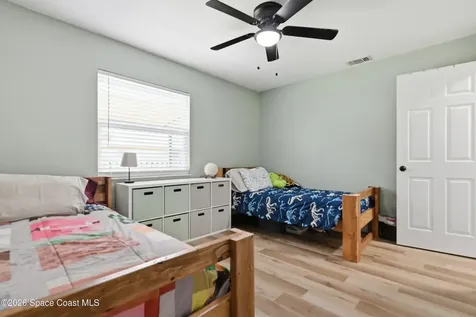 590 Auf Court NW Palm Bay FL 32907