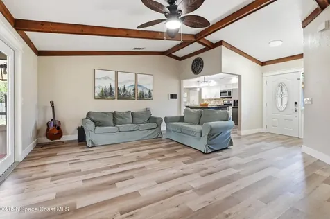 590 Auf Court NW Palm Bay FL 32907