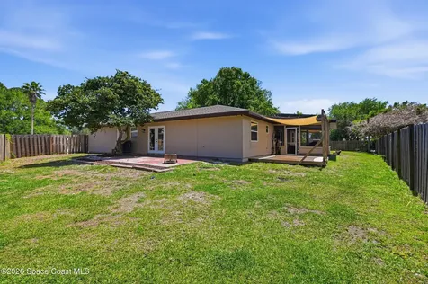 590 Auf Court NW Palm Bay FL 32907