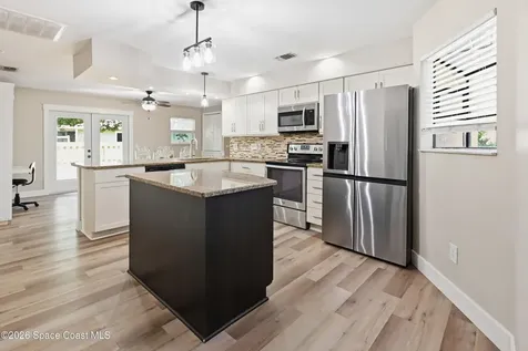 590 Auf Court NW Palm Bay FL 32907