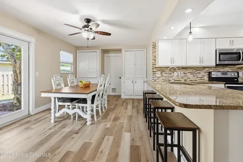 590 Auf Court NW Palm Bay FL 32907