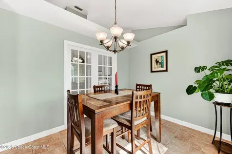 1386 York Circle Melbourne FL 32904