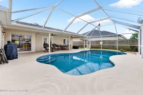 1386 York Circle Melbourne FL 32904