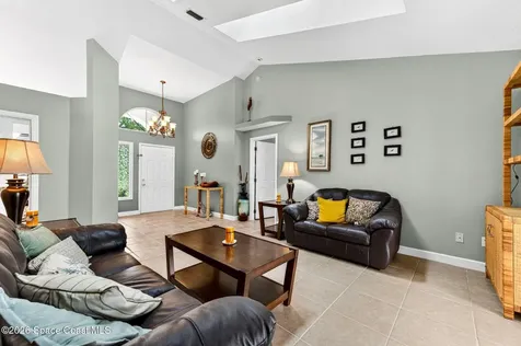 1386 York Circle Melbourne FL 32904