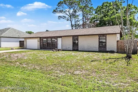427 Frankford Avenue NW Palm Bay FL 32907