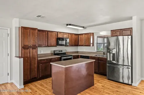 427 Frankford Avenue NW Palm Bay FL 32907