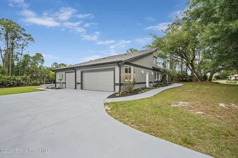3884 Goshawk Place Titusville FL 32796