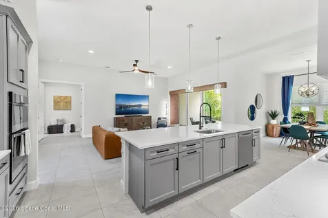 4365 Negal Circle Melbourne FL 32901