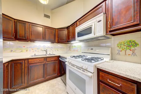 1016 S Park Avenue Titusville FL 32780