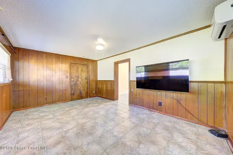 1016 S Park Avenue Titusville FL 32780