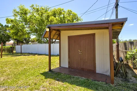 1016 S Park Avenue Titusville FL 32780