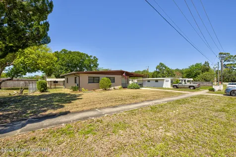 1016 S Park Avenue Titusville FL 32780