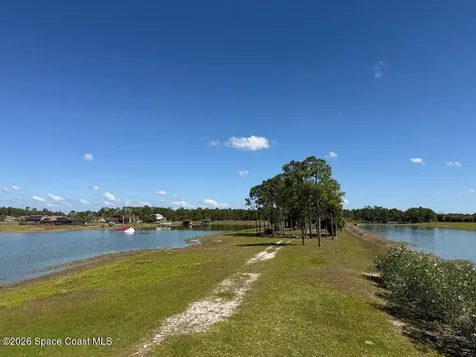 2515 Stillwater Lakes Drive SW Palm Bay FL 32908