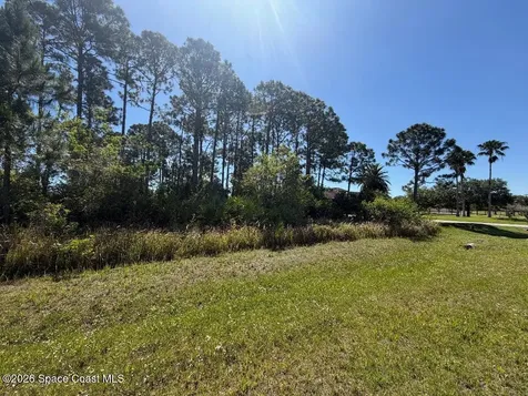 2515 Stillwater Lakes Drive SW Palm Bay FL 32908
