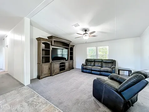 9040 Mercury Drive St. Cloud FL 34773