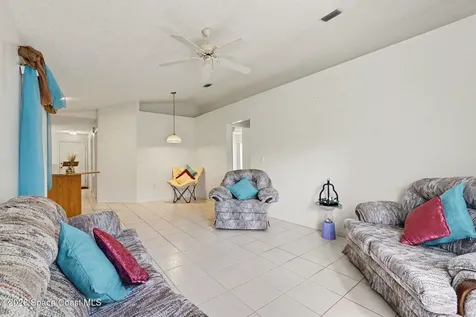 1410 Kaslo Circle NW Palm Bay FL 32907