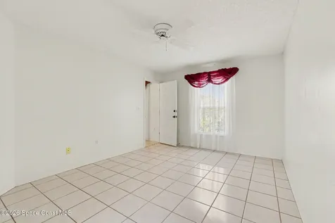 1410 Kaslo Circle NW Palm Bay FL 32907