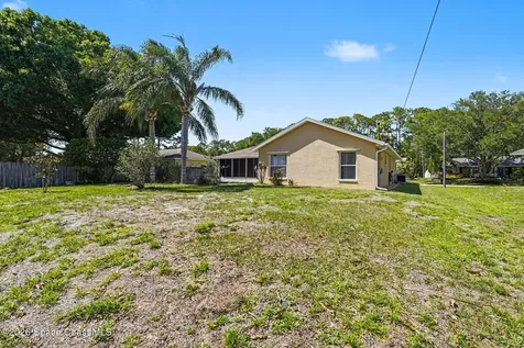 1410 Kaslo Circle NW Palm Bay FL 32907