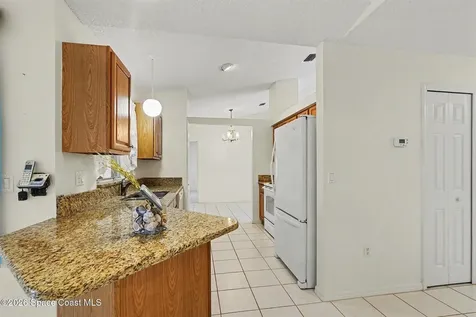 1410 Kaslo Circle NW Palm Bay FL 32907