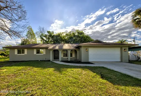 1095 Carol Avenue Titusville FL 32780