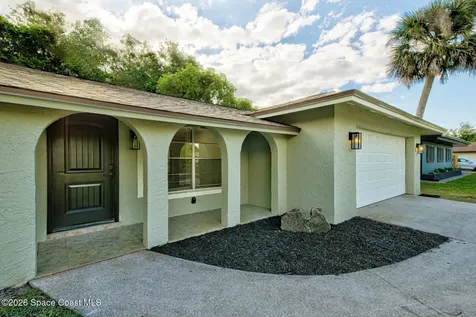 1095 Carol Avenue Titusville FL 32780