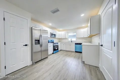 1095 Carol Avenue Titusville FL 32780