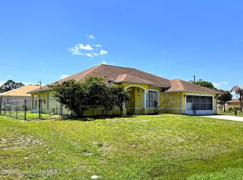502 Davidson Street SE Palm Bay FL 32909