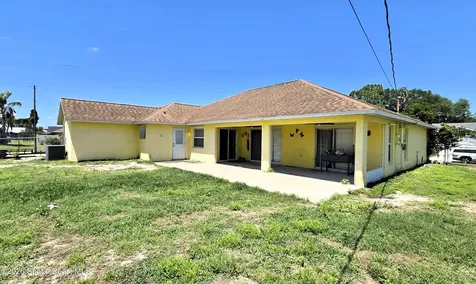 502 Davidson Street SE Palm Bay FL 32909