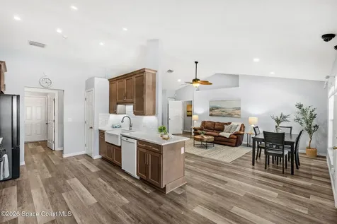 967 Douglas Street SE Palm Bay FL 32909