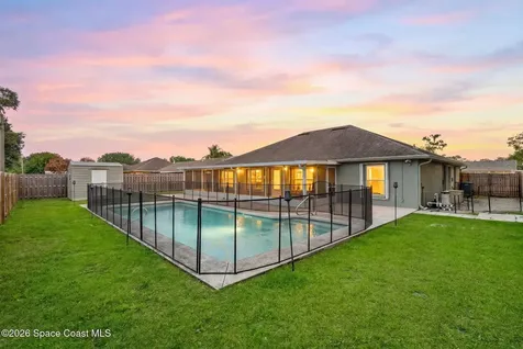 967 Douglas Street SE Palm Bay FL 32909