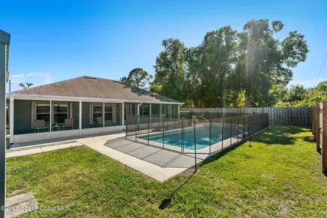 967 Douglas Street SE Palm Bay FL 32909