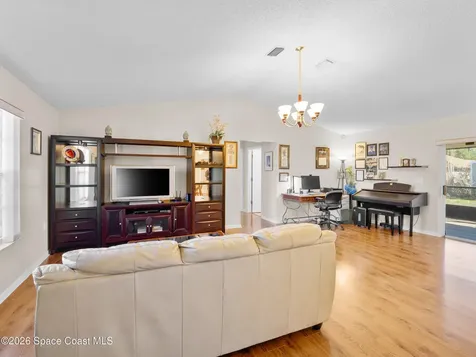 1148 Malone Street NW Palm Bay FL 32907