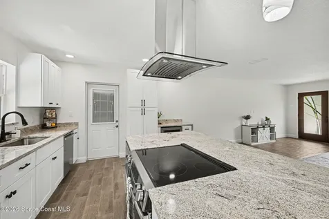 2678 Pine Avenue Mims FL 32754