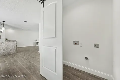 2678 Pine Avenue Mims FL 32754