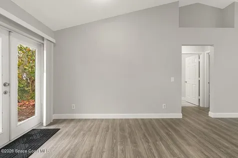 225 12th Street SW Vero Beach FL 32962