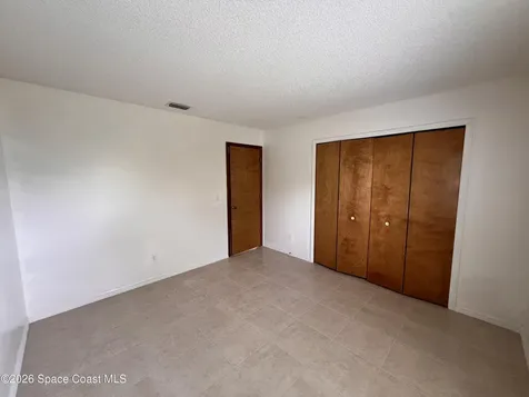 818 Seven Gables Circle SE Palm Bay FL 32909