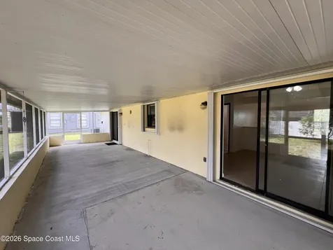 818 Seven Gables Circle SE Palm Bay FL 32909