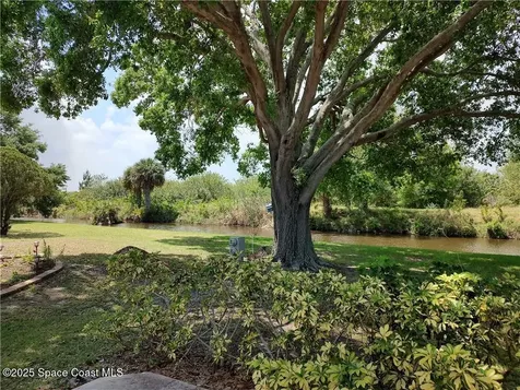 451 Papaya Circle Barefoot Bay FL 32976
