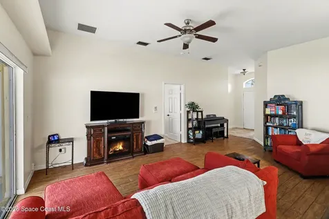 1341 Olde Bailey Lane Melbourne FL 32904