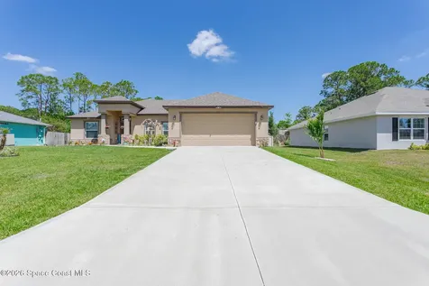 1771 Monrovia Street NW Palm Bay FL 32907