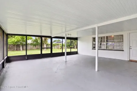 588 Audubon Avenue NE Palm Bay FL 32907